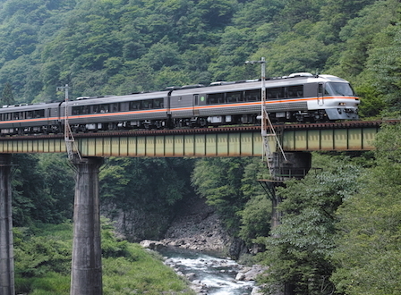 takayama0003.jpg